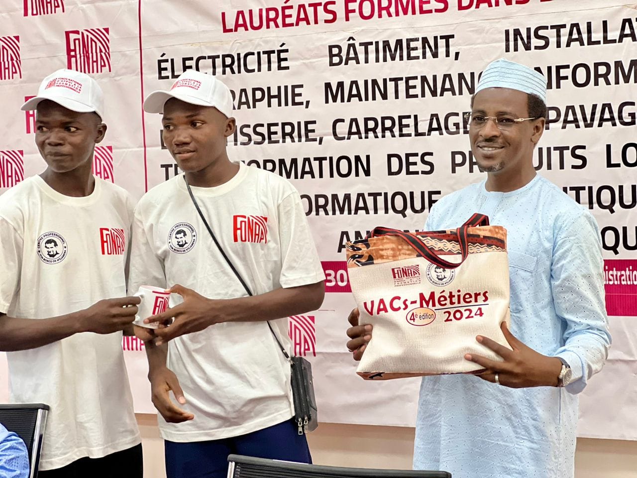 Un Nouveau Départ pour 300 Jeunes de N'Djaména formés par le Centre des Jeunes Don Bosco et le FONAP dans 11 métiers